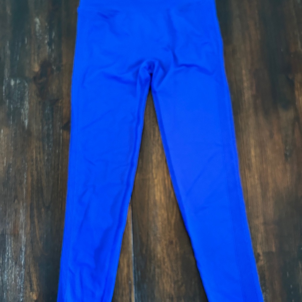 Vibrant Blue Lifting Leggings